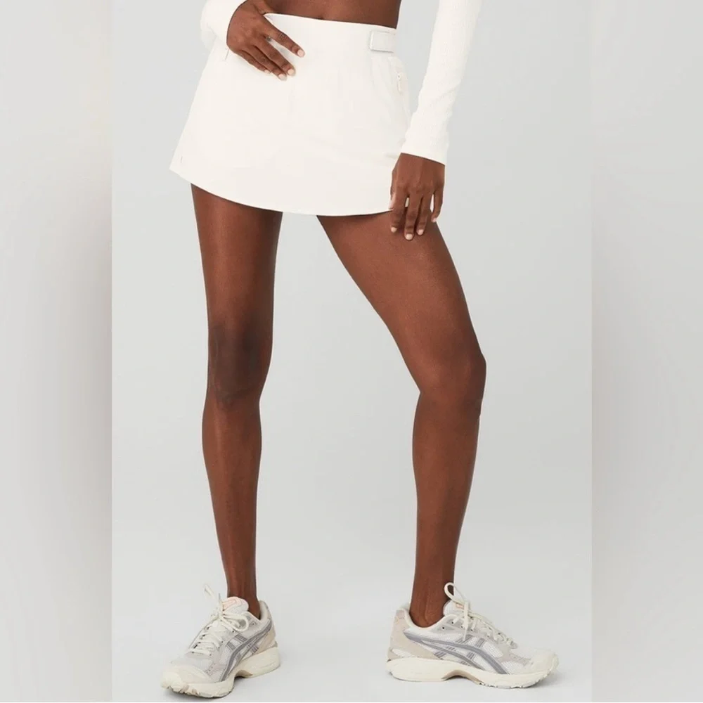 Womens Alo High-Waist Elevation Mini Skirt Ivory Large L White